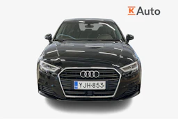 Musta Audi A3 2017 kuva 4.