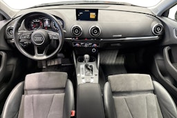 ruskea (beige) Audi A3 2017 kuva 9.