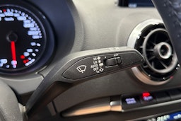 ruskea (beige) Audi A3 2017 kuva 20.