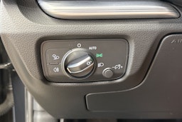 ruskea (beige) Audi A3 2017 kuva 28.