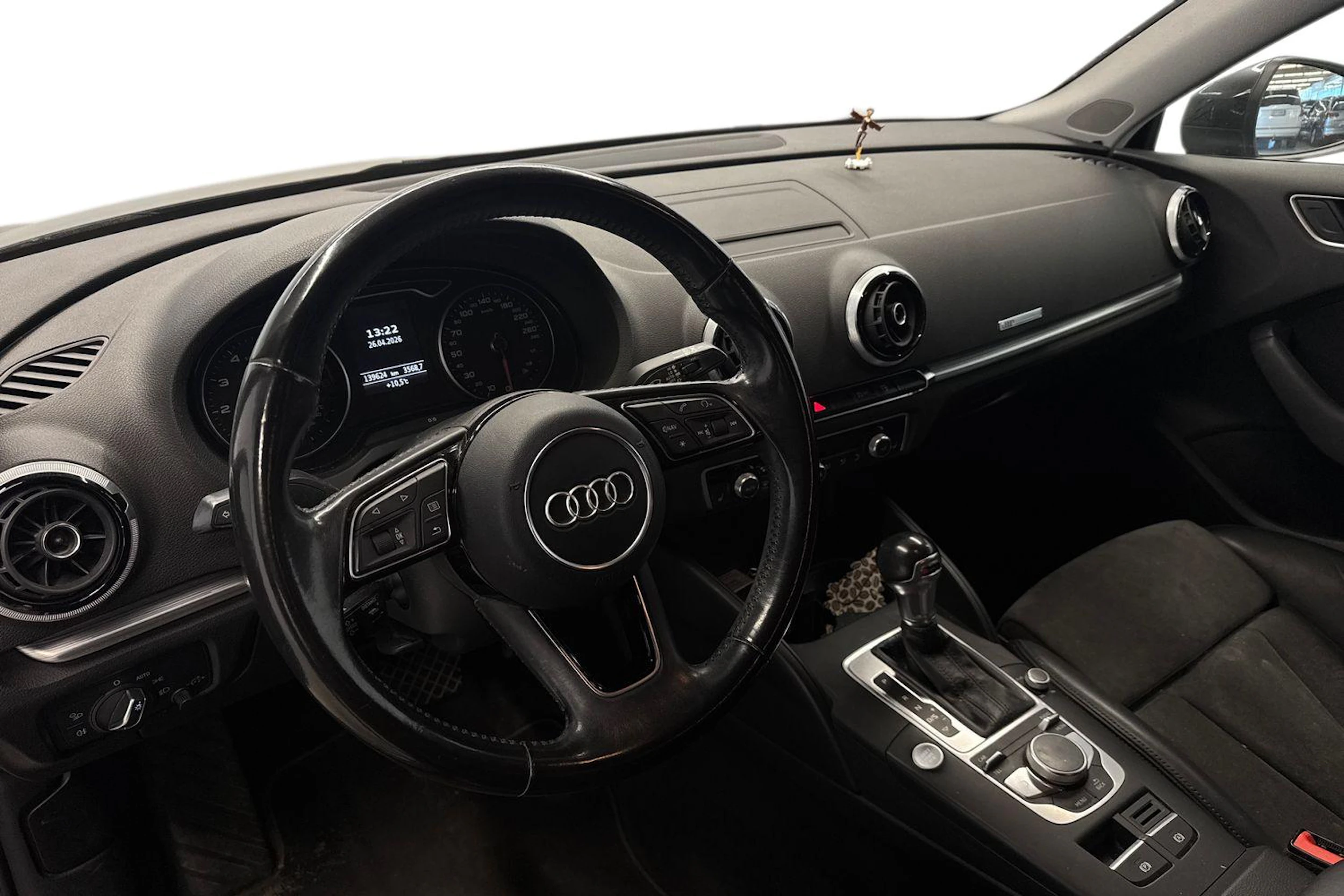 musta Audi A3 2017 kuva 3.