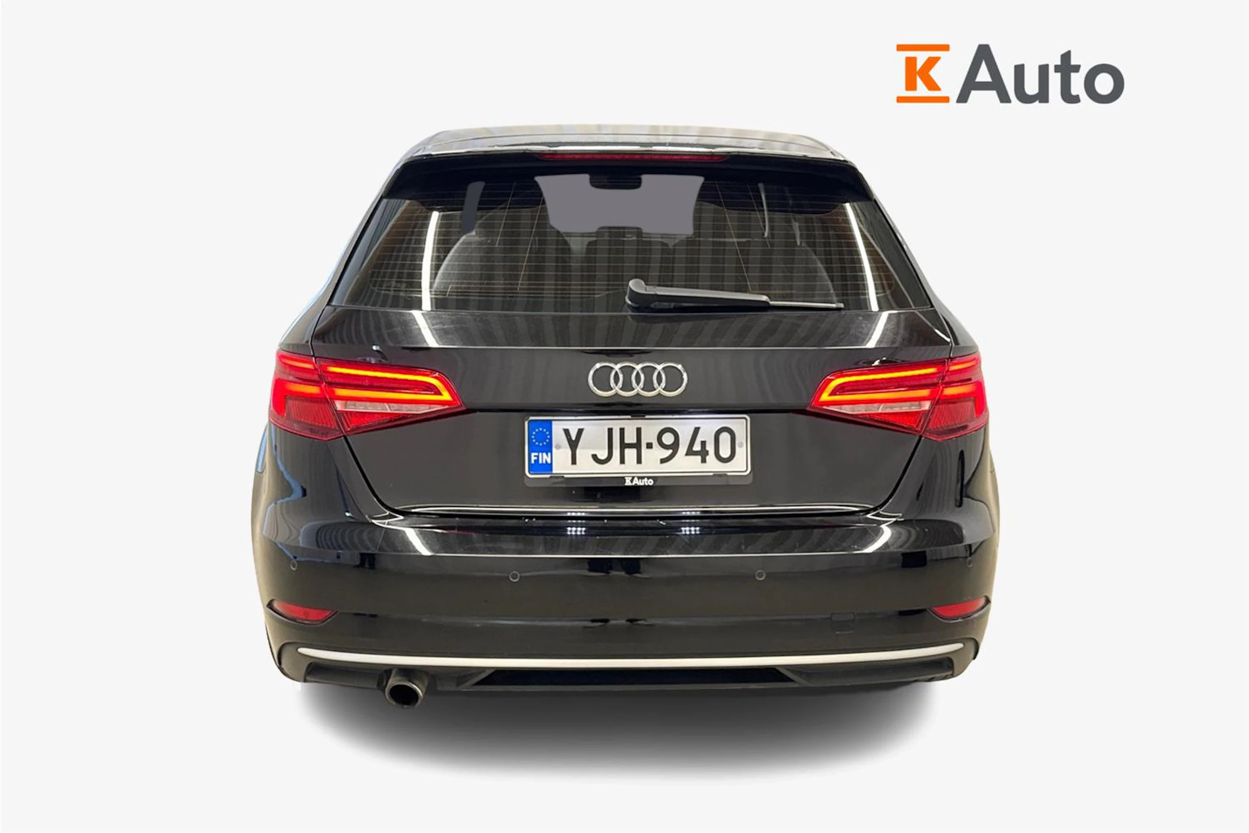 musta Audi A3 2017 kuva 4.
