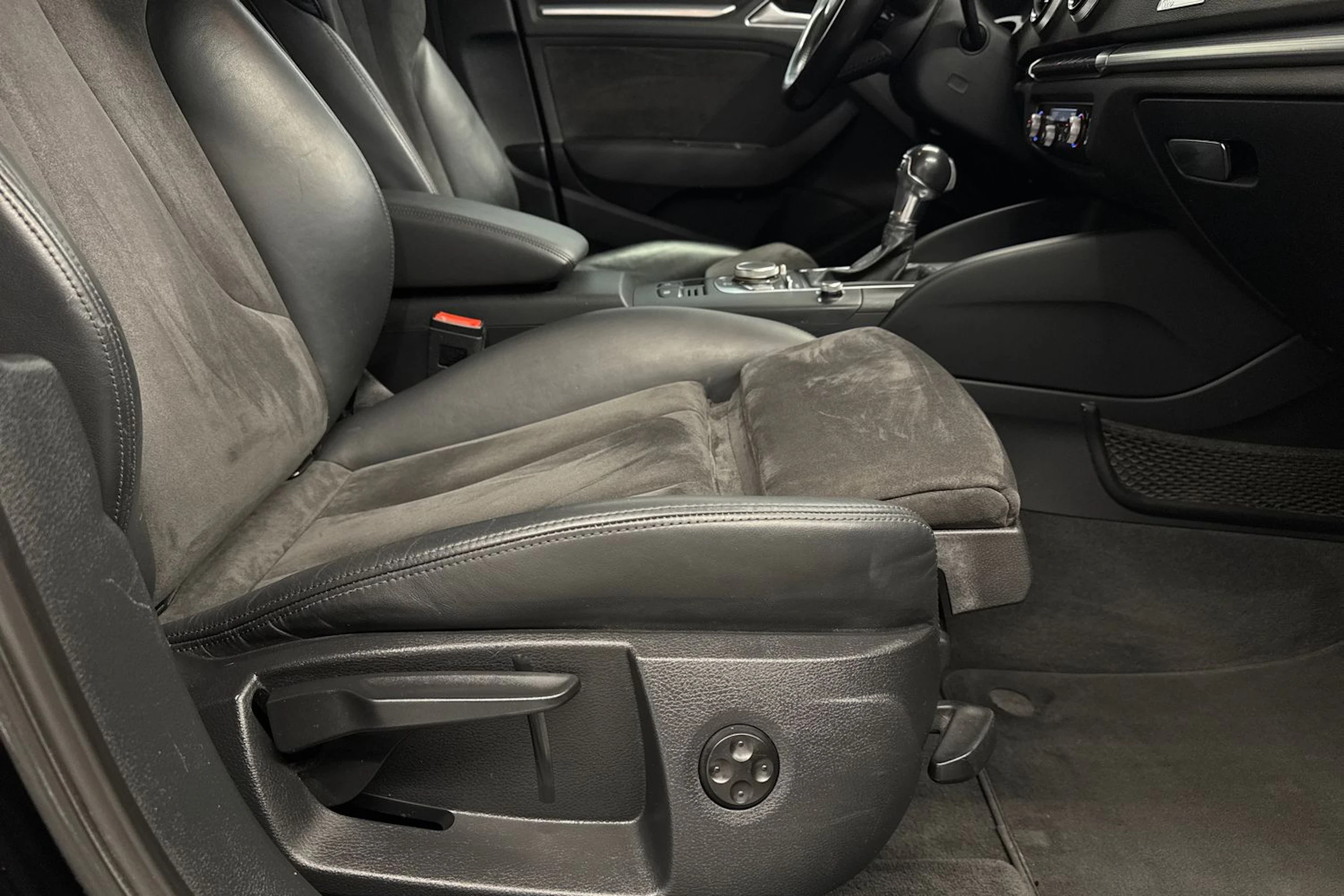 musta Audi A3 2017 kuva 15.