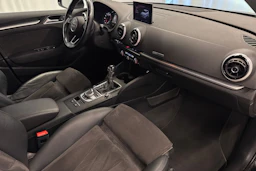 musta Audi A3 2017 kuva 16.