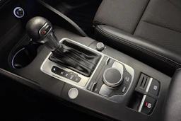 valkoinen Audi A3 2017 kuva 22.