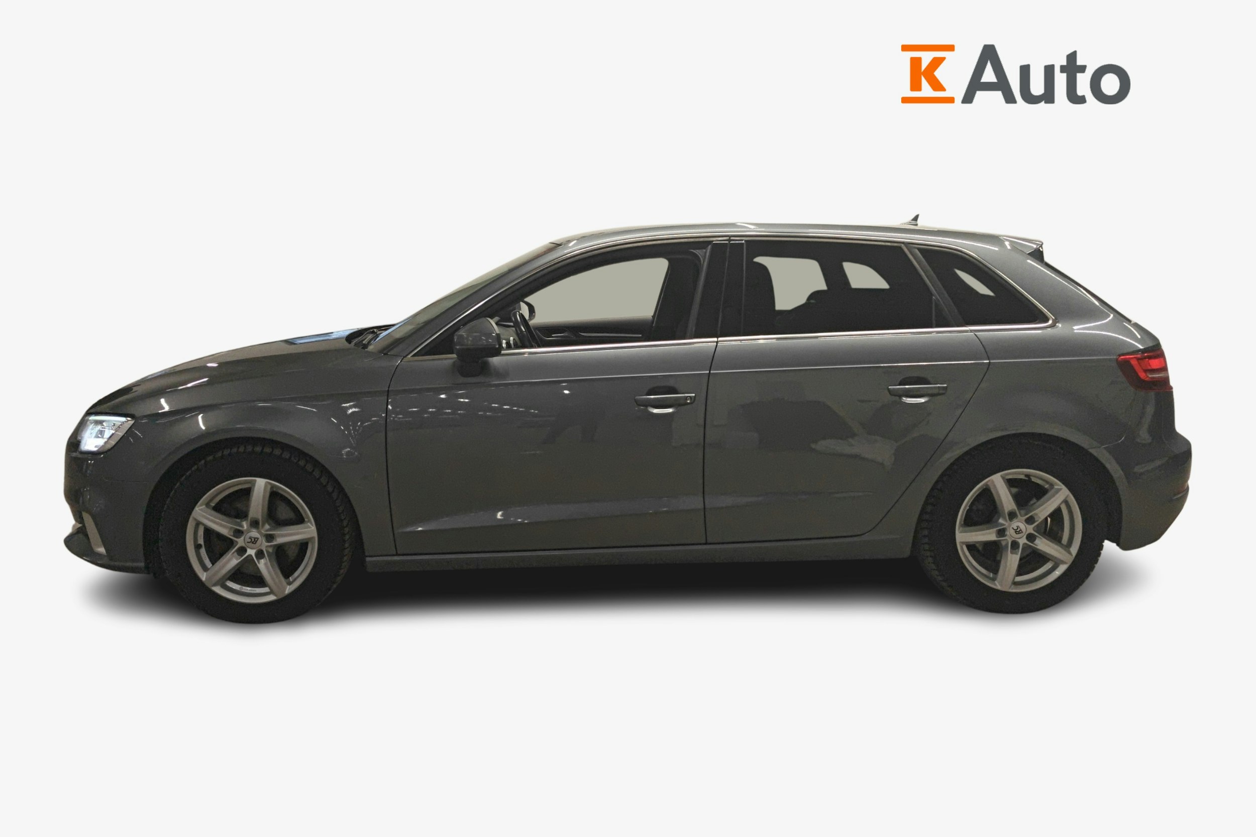 harmaa Audi A3 2017 kuva 5.