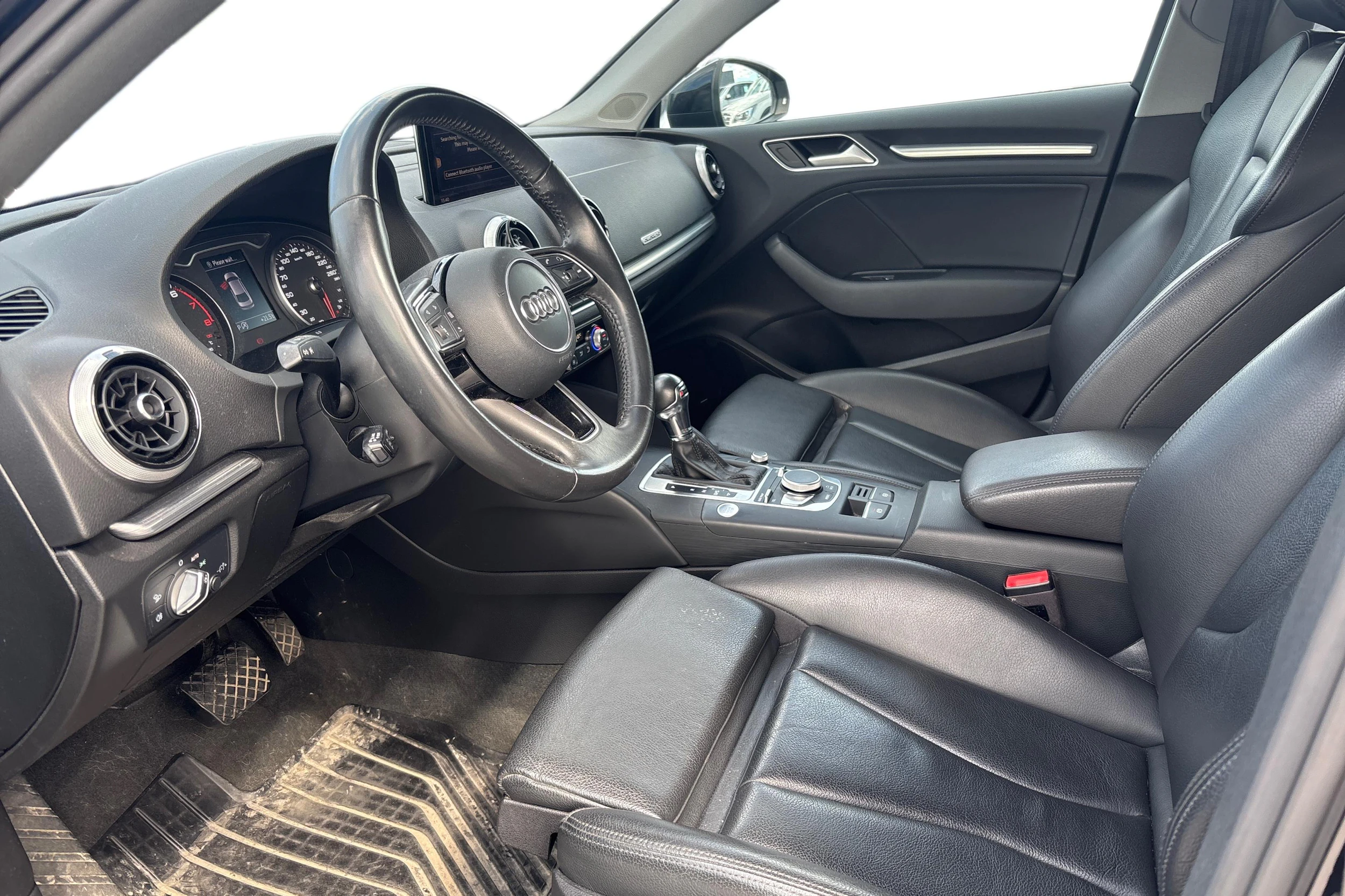 musta Audi A3 2017 kuva 3.
