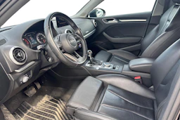 musta Audi A3 2017 kuva 3.