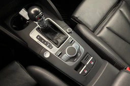 musta Audi A3 2017 kuva 18.