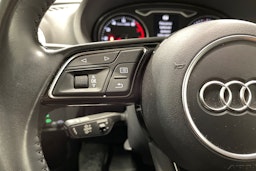 Sininen Audi A3 2018 kuva 23.