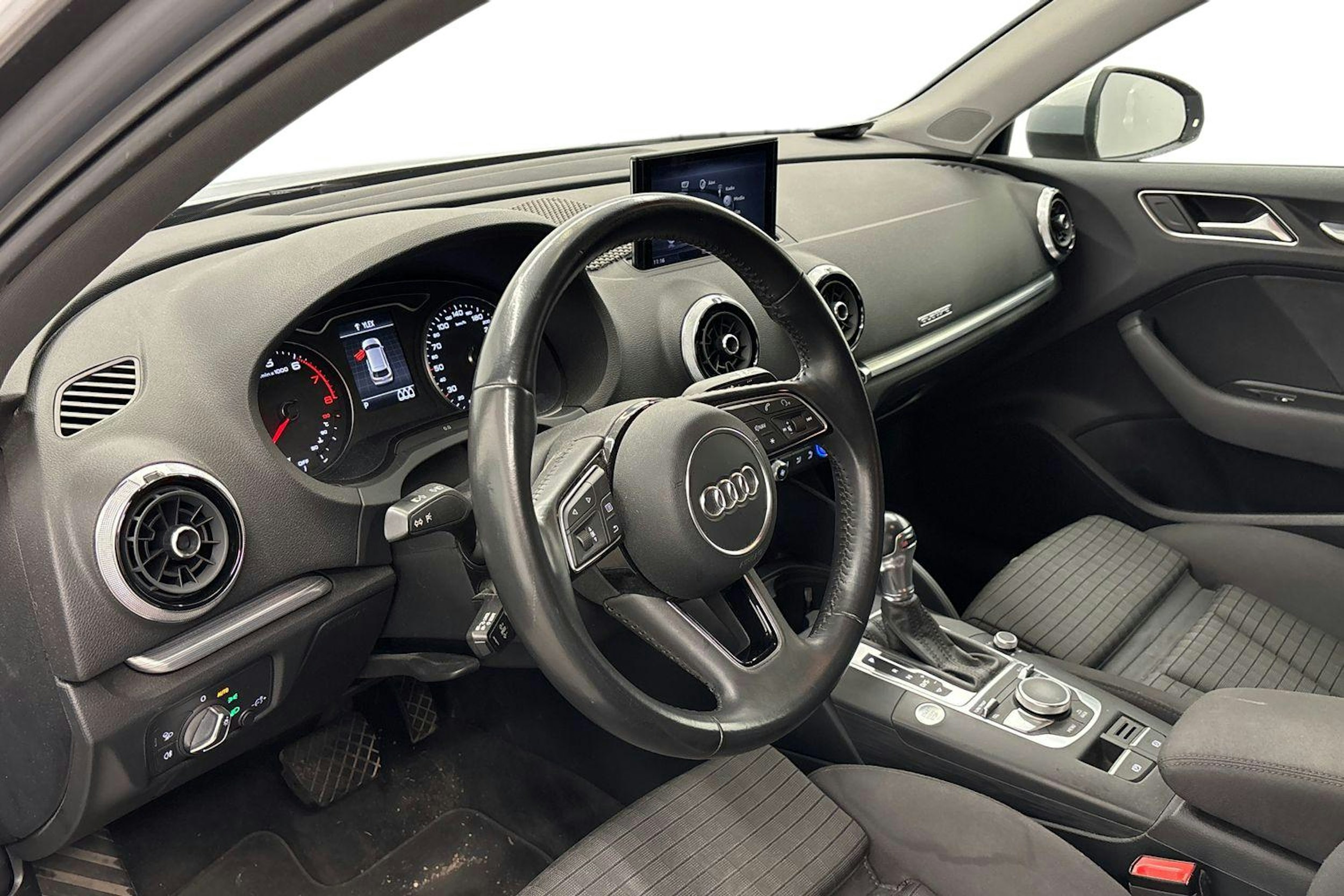hopea Audi A3 2018 kuva 3.
