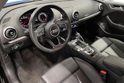 musta Audi A3 2018 kuva 7.