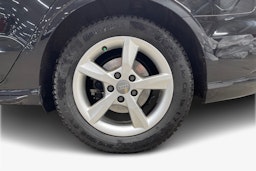 musta Audi A3 2018 kuva 11.