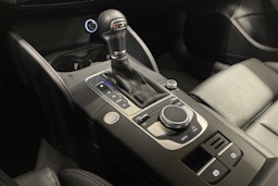 musta Audi A3 2018 kuva 18.