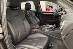 musta Audi A3 2018 kuva 23.