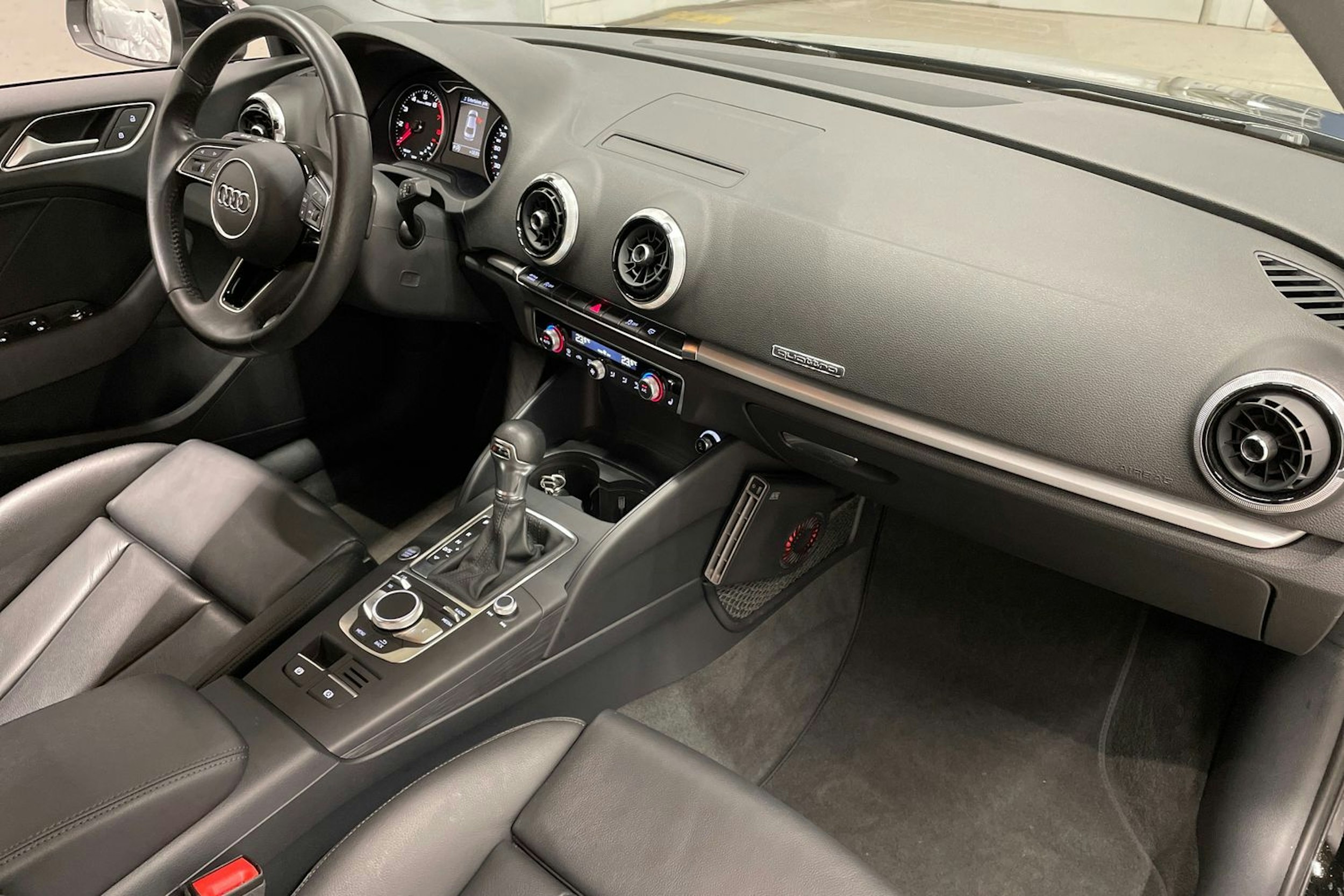 musta Audi A3 2018 kuva 24.