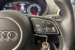 valkoinen Audi A3 2018 kuva 20.