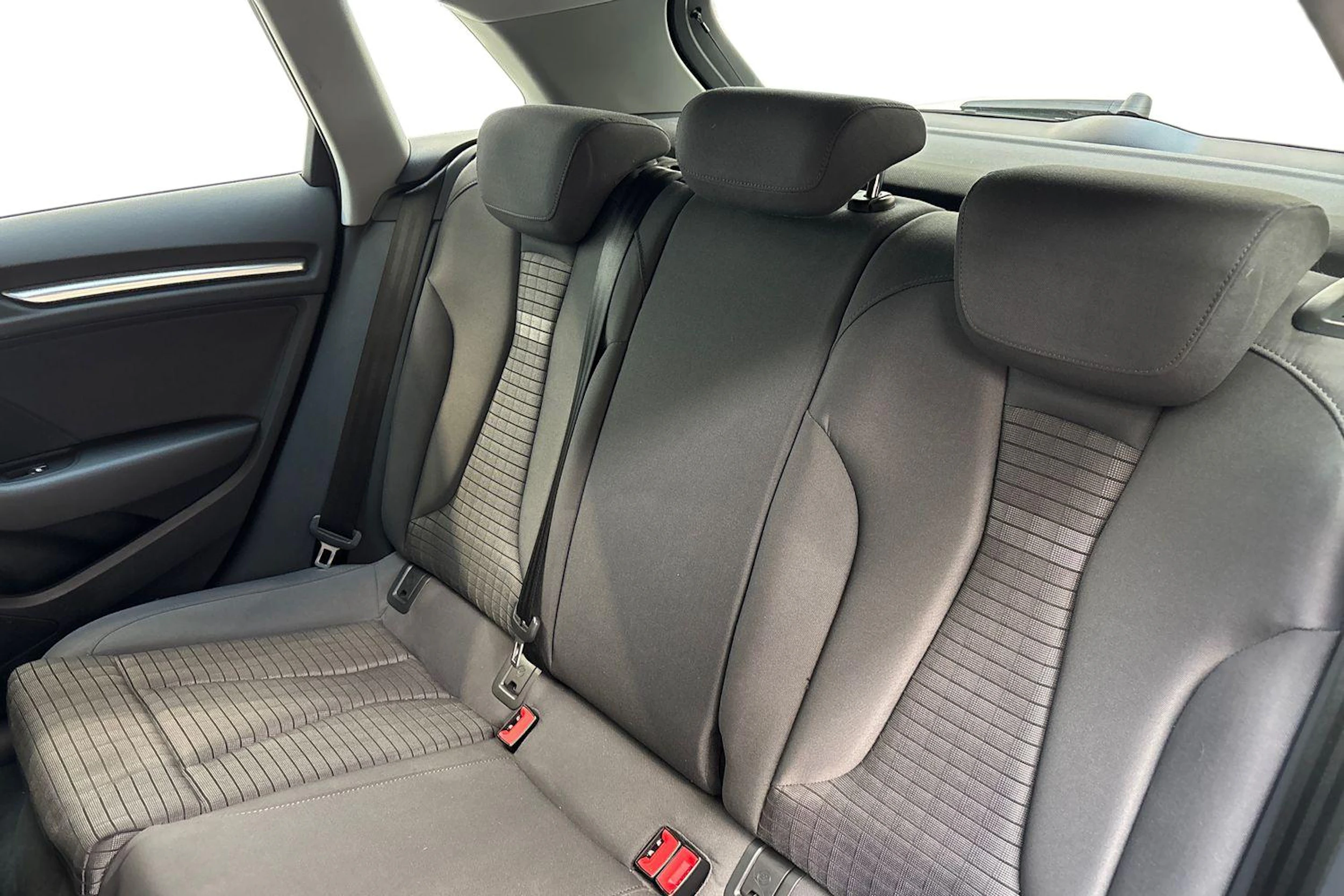 hopea Audi A3 2018 kuva 8.