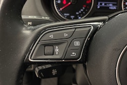 valkoinen Audi A3 2018 kuva 16.