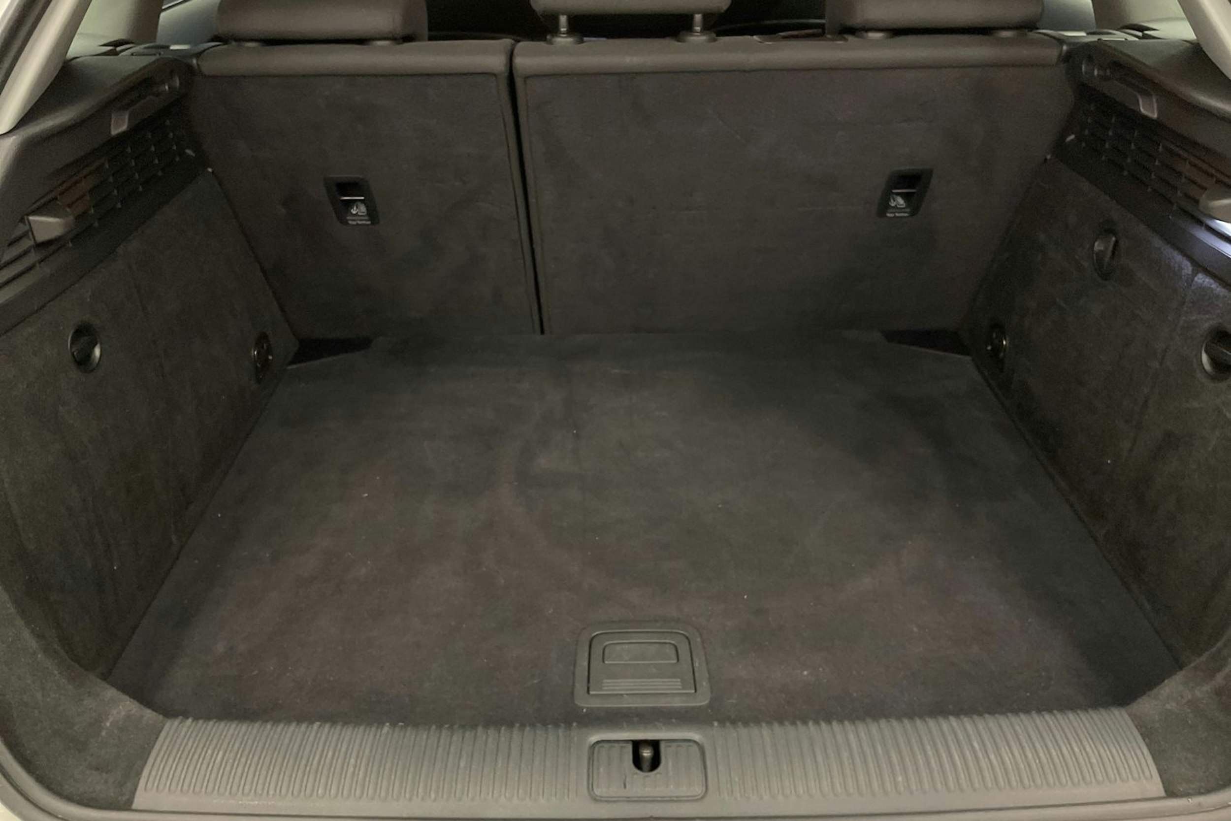 valkoinen Audi A3 2018 kuva 22.