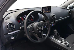 hopea Audi A3 2018 kuva 6.