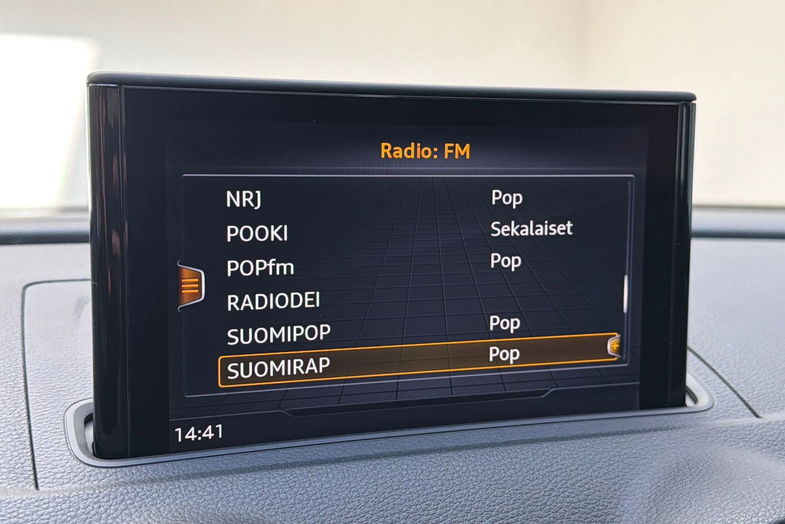hopea Audi A3 2018 kuva 16.