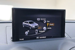 hopea Audi A3 2018 kuva 17.