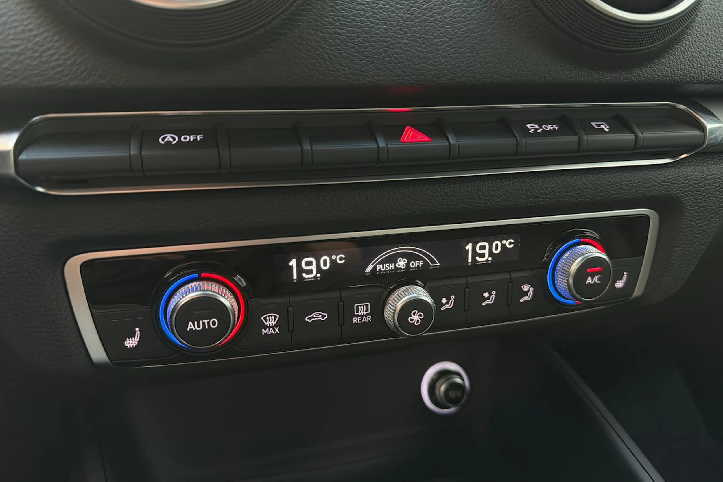 hopea Audi A3 2018 kuva 21.