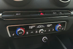 hopea Audi A3 2018 kuva 21.