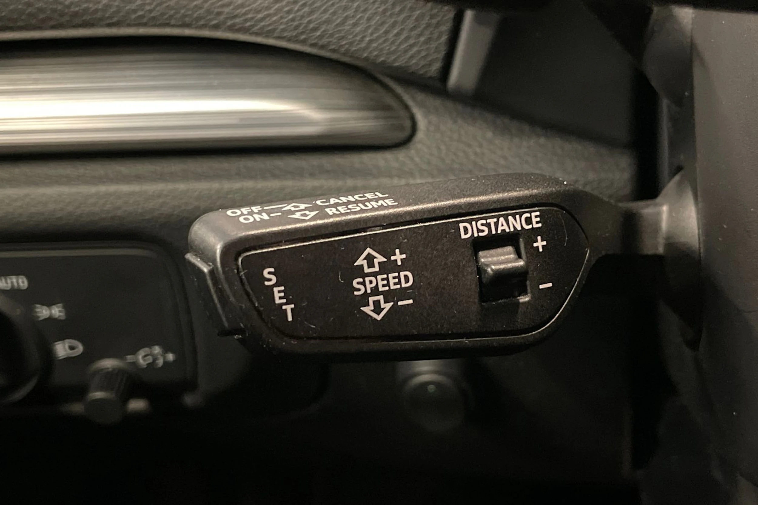 valkoinen Audi A3 2018 kuva 12.