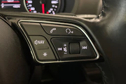 valkoinen Audi A3 2018 kuva 24.