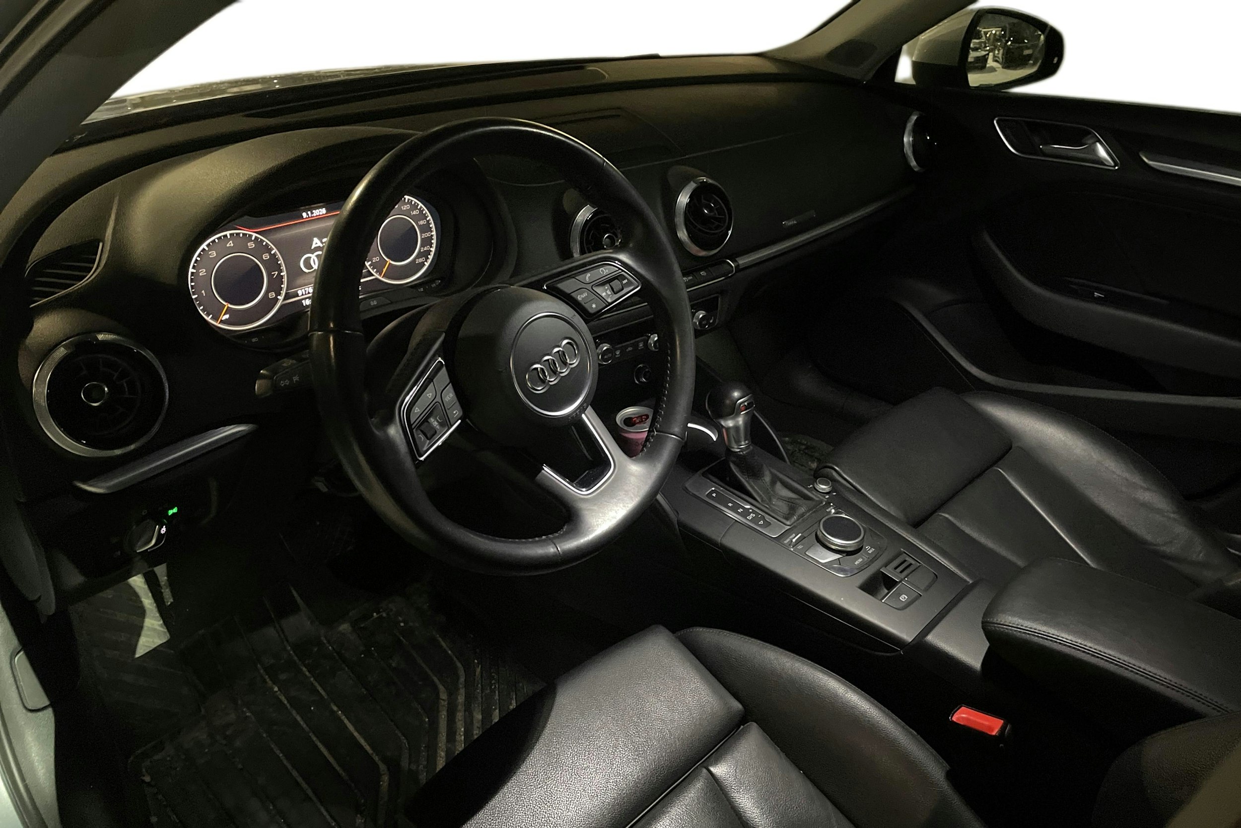 hopea Audi A3 2018 kuva 3.