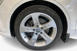 valkoinen Audi A3 2018 kuva 9.