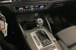 valkoinen Audi A3 2018 kuva 13.