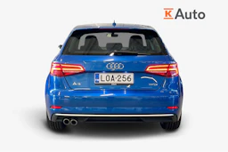 sininen Audi A3 2018 kuva 3.