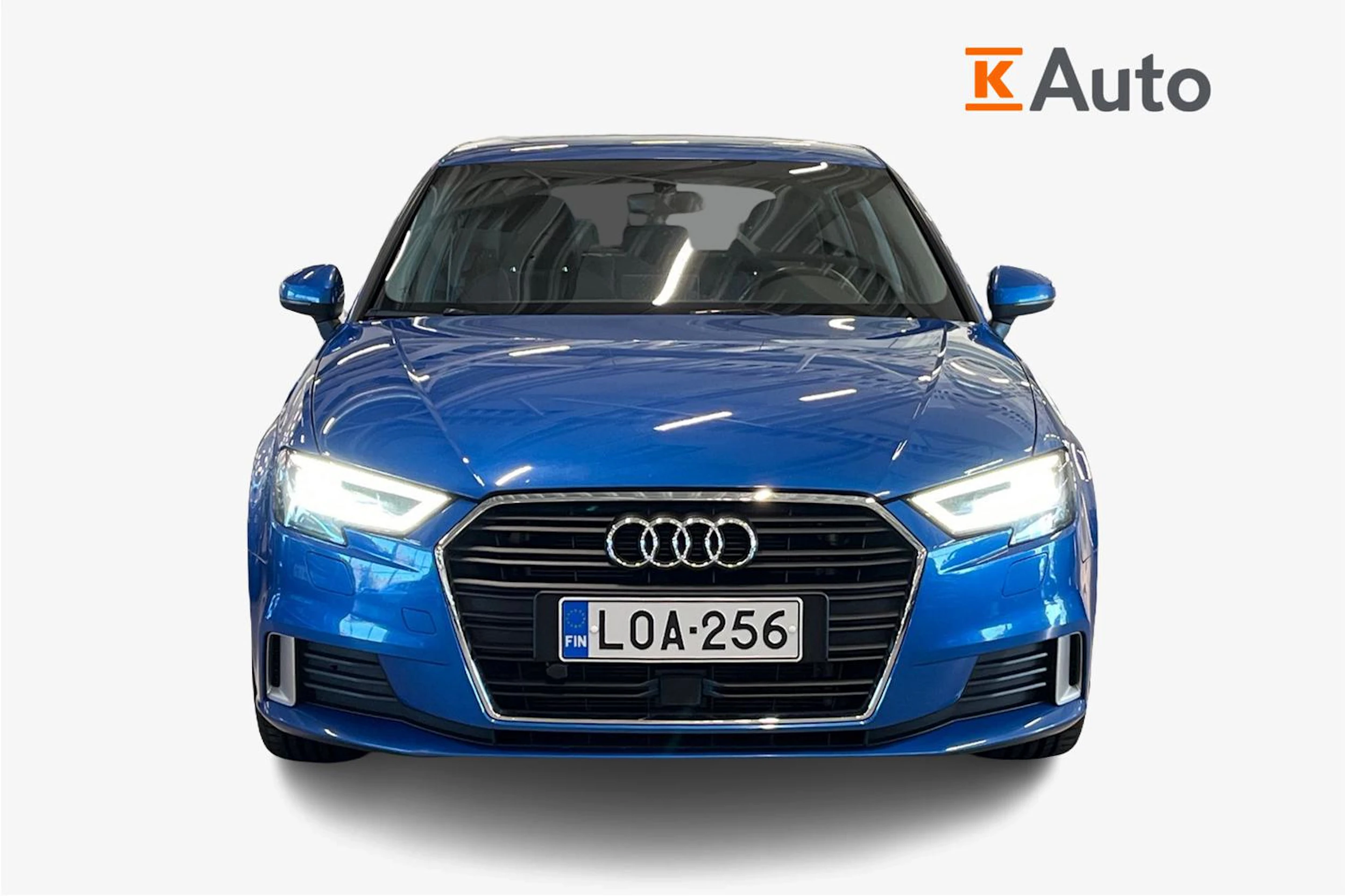 sininen Audi A3 2018 kuva 4.