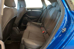 sininen Audi A3 2018 kuva 8.