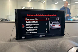 sininen Audi A3 2018 kuva 17.