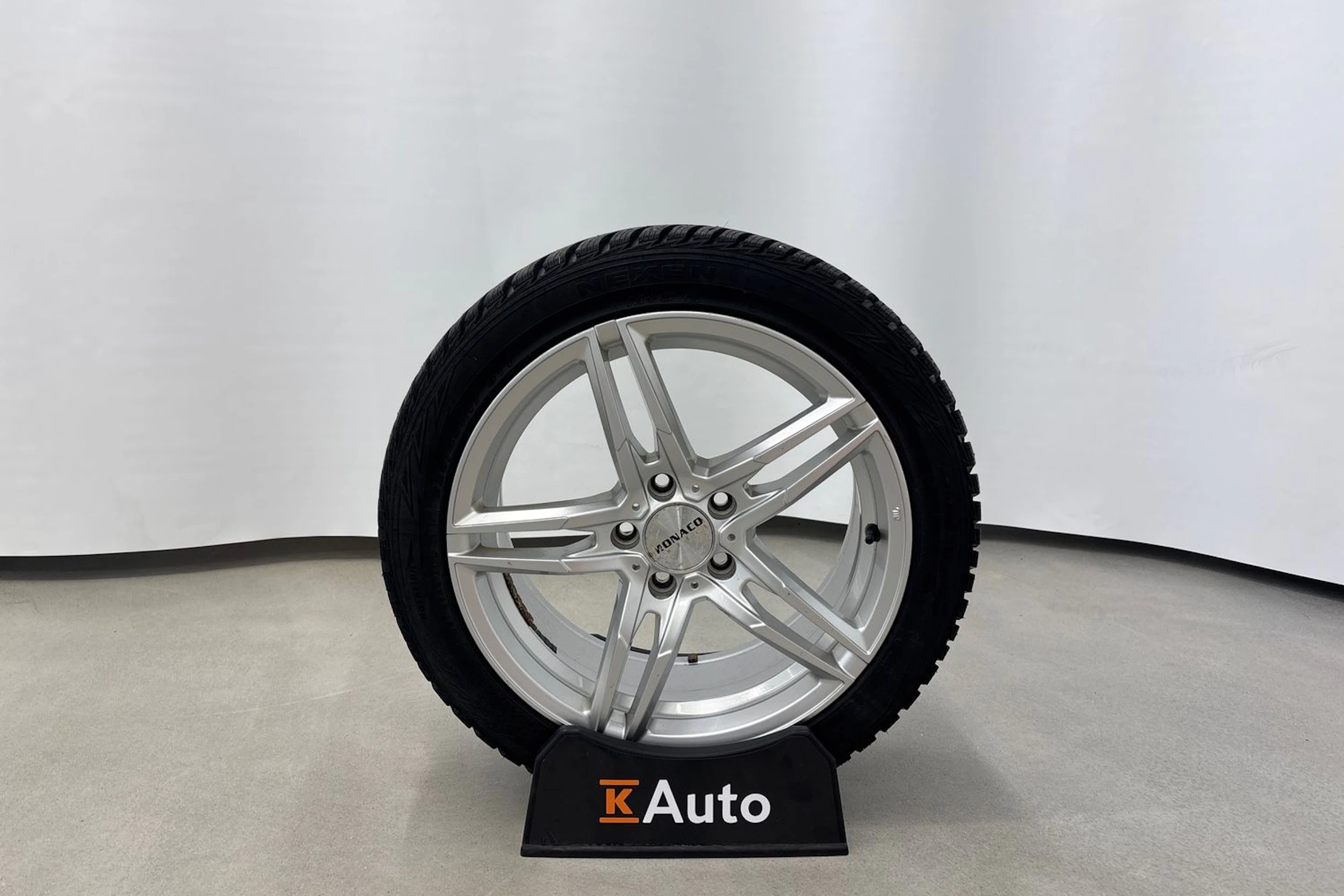 valkoinen Audi A3 2018 kuva 10.