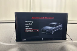 valkoinen Audi A3 2018 kuva 16.
