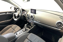 musta Audi A3 2018 kuva 9.