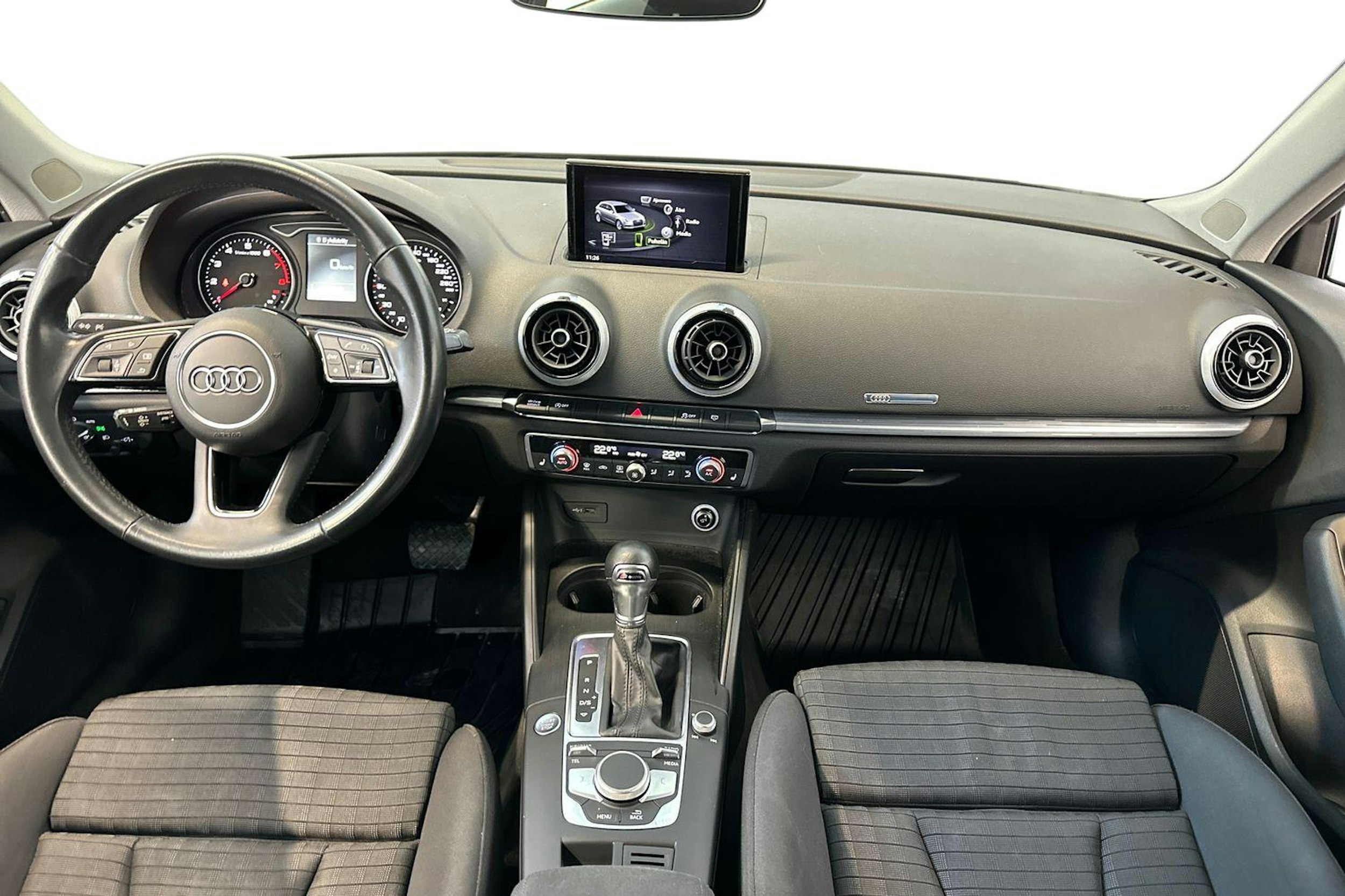 musta Audi A3 2018 kuva 10.