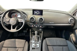 musta Audi A3 2018 kuva 10.