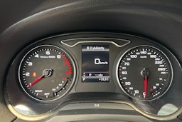 musta Audi A3 2018 kuva 22.