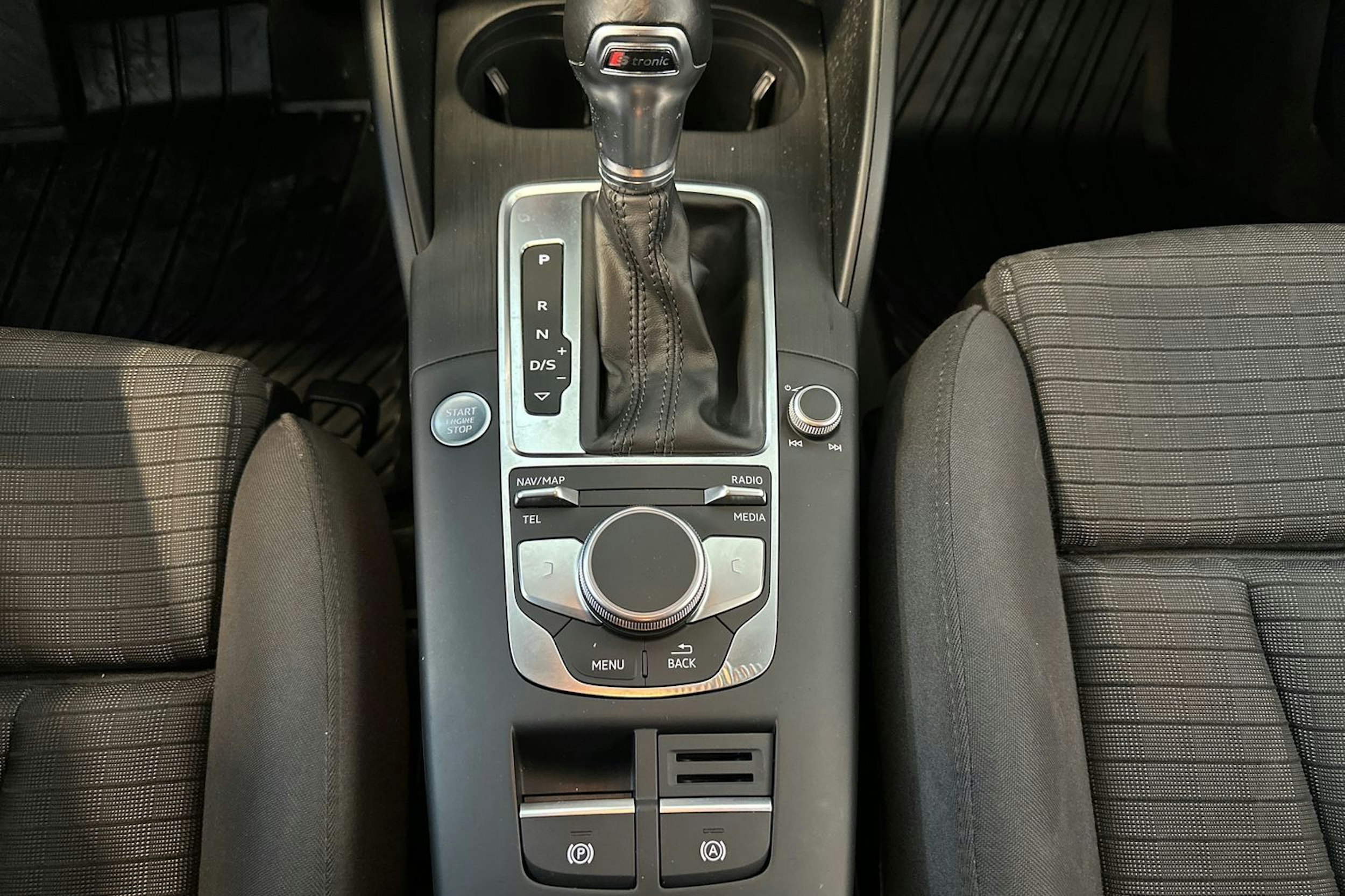 musta Audi A3 2018 kuva 25.