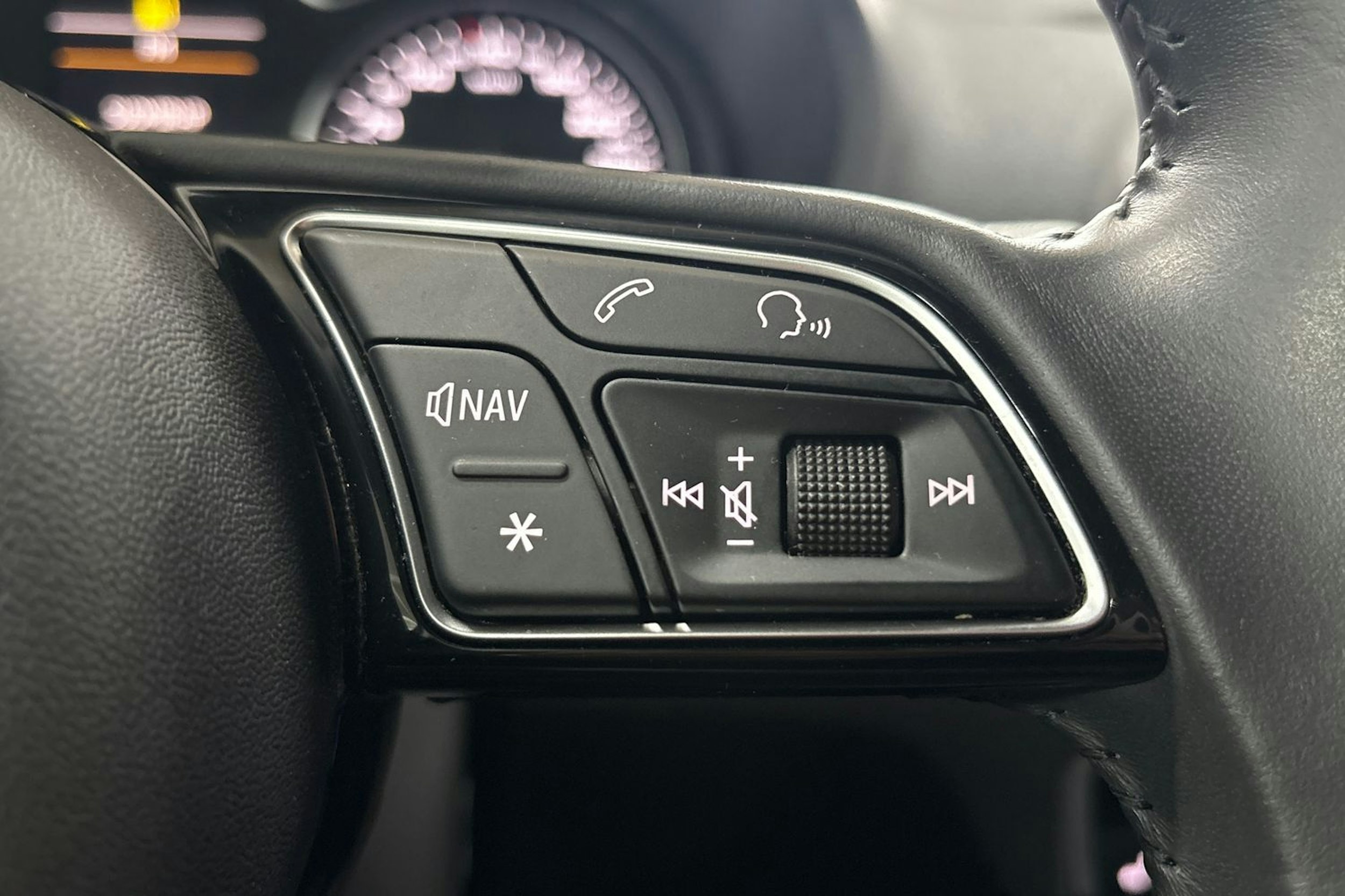 Hopea Audi A3 2018 kuva 16.