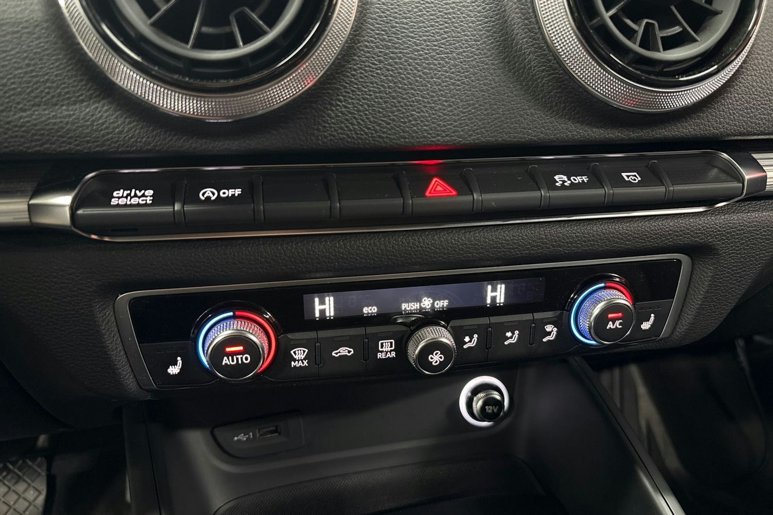 Hopea Audi A3 2018 kuva 23.