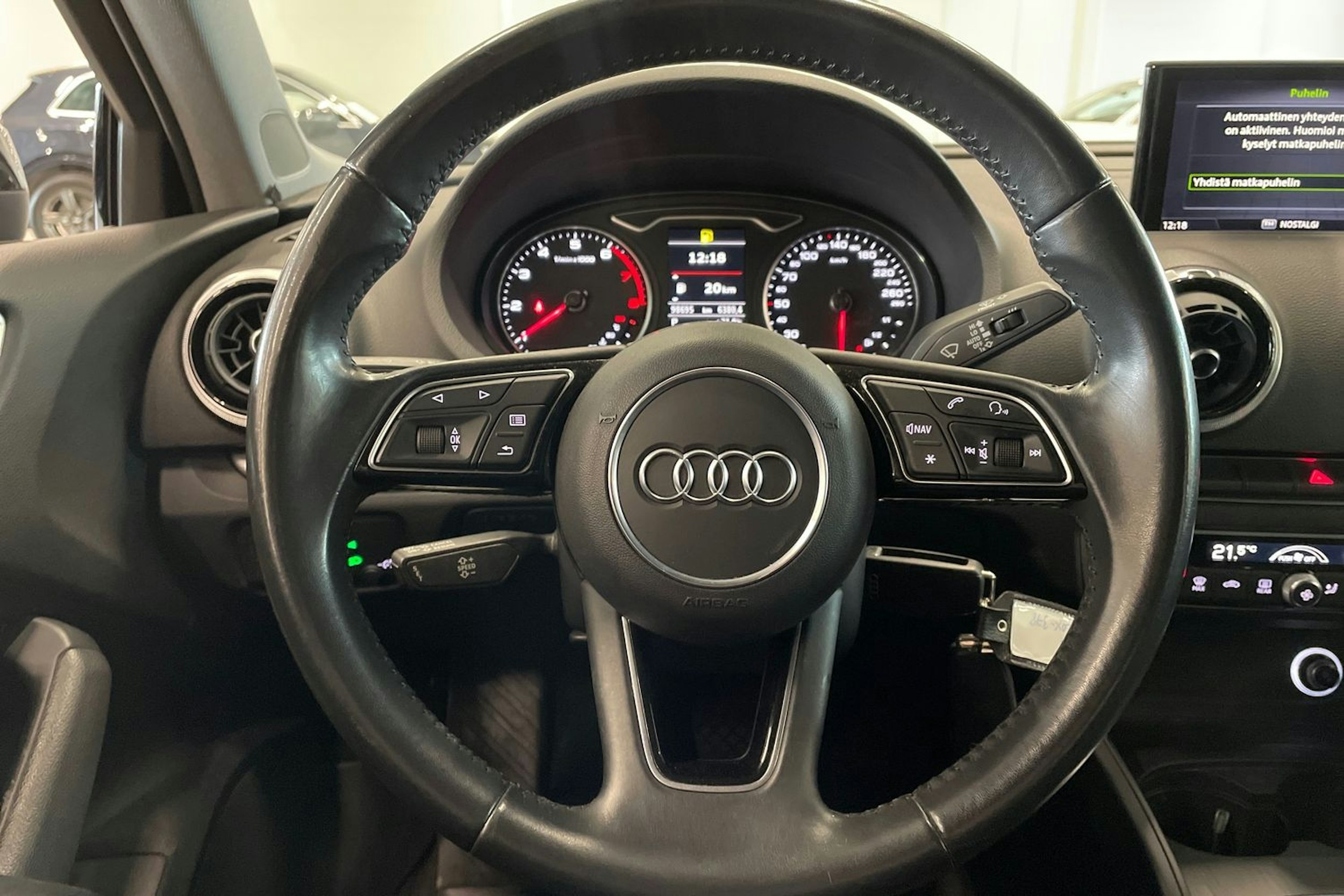 musta Audi A3 2018 kuva 15.