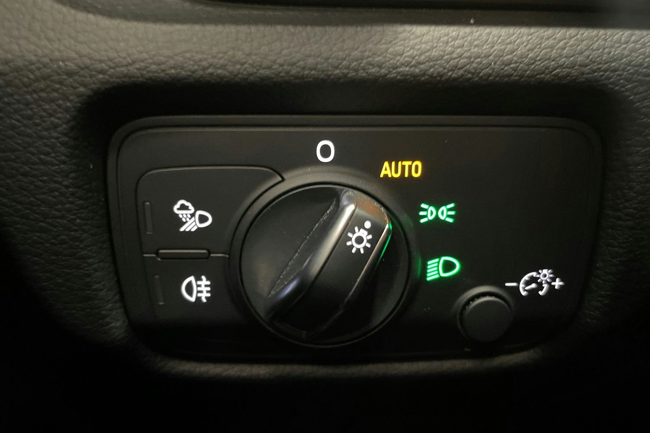 musta Audi A3 2018 kuva 19.