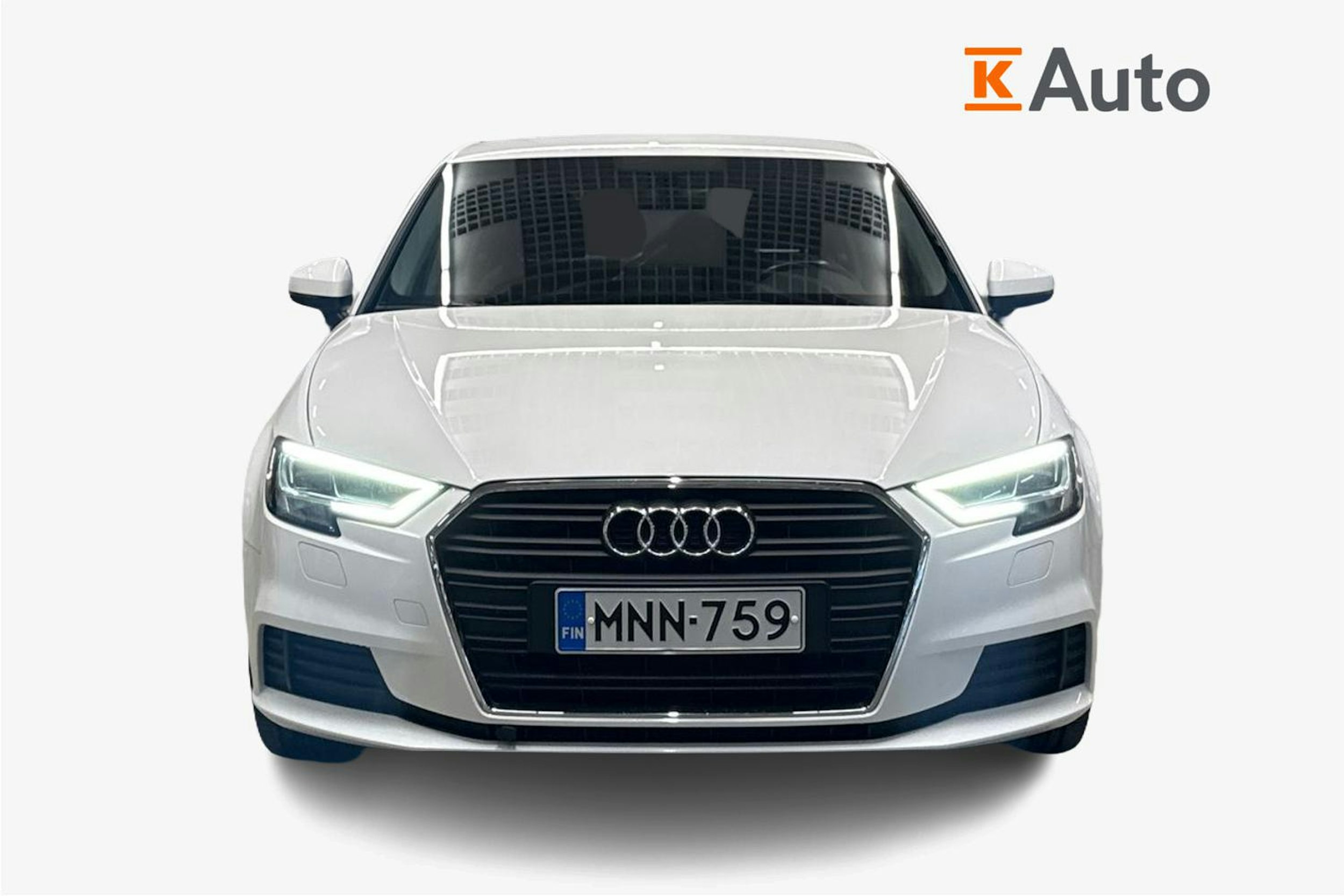 valkoinen Audi A3 2018 kuva 4.